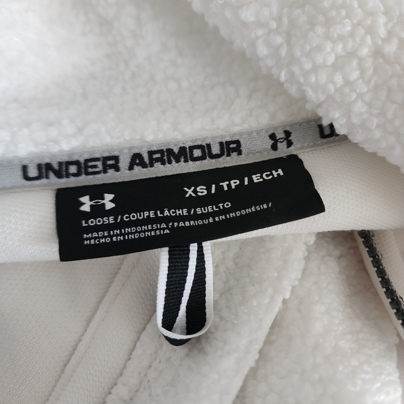 🥰 UNDER ARMOUR WOMEN'S UA MISSION VEST SZ XS - Picture 9 of 11
